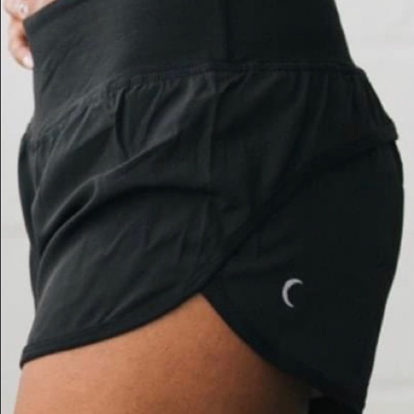 zyia black trainer shorts
